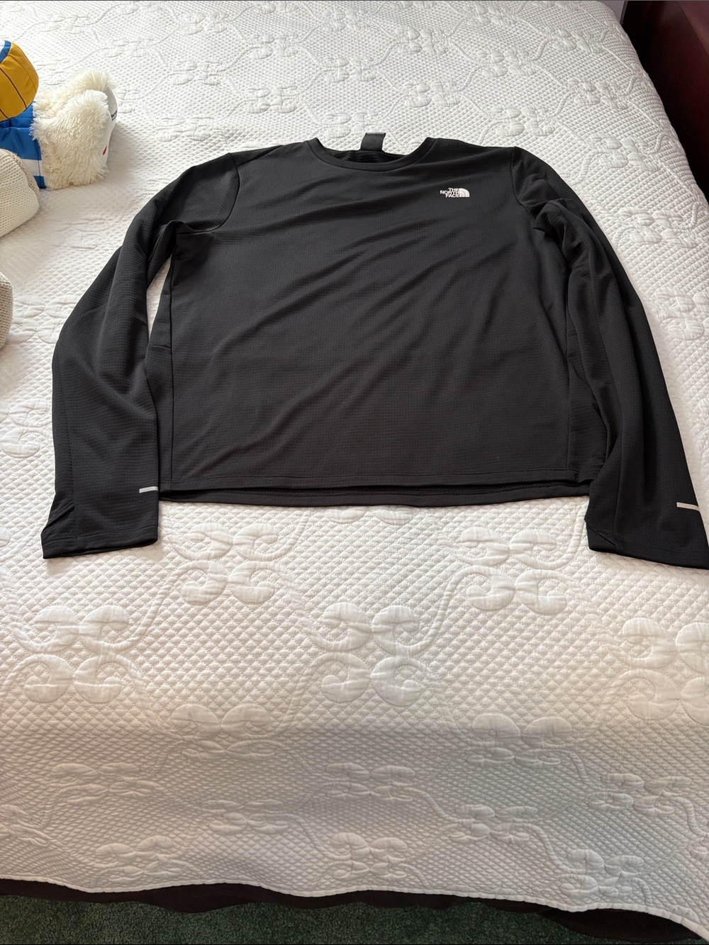 The North Face Men's Long Sleeve Black Crewneck Top